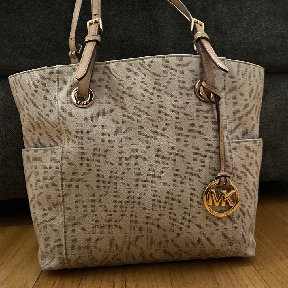 Michael Kors Medium Sized Tote Bag